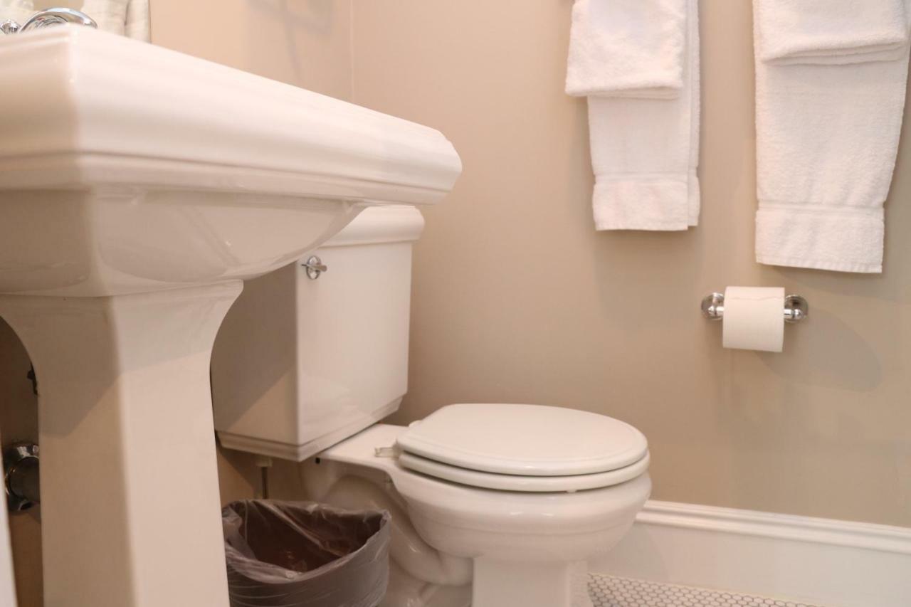 Furnished Studio In The South End #4 Boston Bagian luar foto